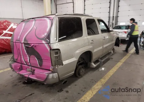 2004 Cadillac Escalade Standard из США, поврежденный, VIN 1GYEK63N84R169477